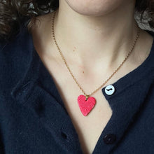 Carica l'immagine nel visualizzatore di Gallery, Collana Cuore Rosso