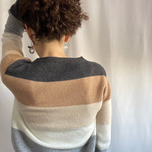 Carica l'immagine nel visualizzatore di Gallery, Maglioncino Holly Jolly