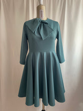 Carica l'immagine nel visualizzatore di Gallery, Abito Zelda