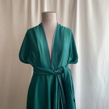 Carica l'immagine nel visualizzatore di Gallery, Abito Mariposa Raso Cady