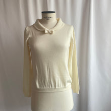 Carica l'immagine nel visualizzatore di Gallery, Maglioncino Coquette taglia M Pronta Consegna