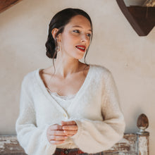 Carica l'immagine nel visualizzatore di Gallery, Cardigan Bianconiglio