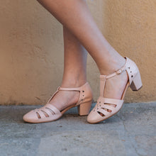 Carica l'immagine nel visualizzatore di Gallery, Scarpe Swing alte