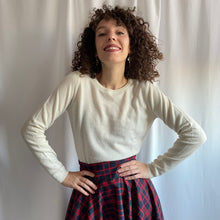 Carica l'immagine nel visualizzatore di Gallery, Maglioncino Basic Cashmere (bianco/nero/naturale/blu navy/zucca)