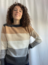 Carica l'immagine nel visualizzatore di Gallery, Maglioncino Holly Jolly