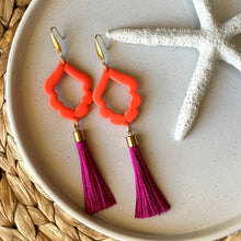 Carica l'immagine nel visualizzatore di Gallery, Orecchini Tassels
