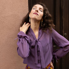 Carica l'immagine nel visualizzatore di Gallery, Camicia in seta Julie