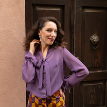 Carica l'immagine nel visualizzatore di Gallery, Camicia in seta Julie