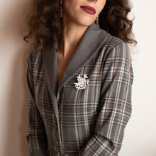 Carica l'immagine nel visualizzatore di Gallery, Spilletta Profumo di neve