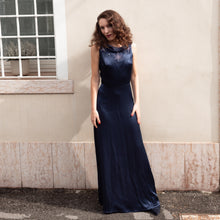 Carica l'immagine nel visualizzatore di Gallery, Abito City of Stars