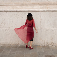 Load image into Gallery viewer, Soprabito in seta Moulin Rouge