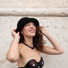 Carica l'immagine nel visualizzatore di Gallery, Collana Cats