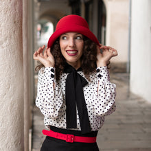 Carica l'immagine nel visualizzatore di Gallery, Blusa Cabaret