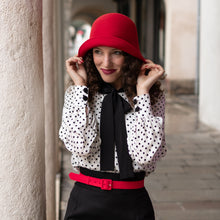 Carica l'immagine nel visualizzatore di Gallery, Blusa Cabaret