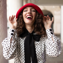 Carica l'immagine nel visualizzatore di Gallery, Blusa Cabaret