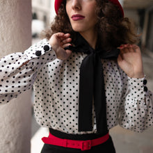 Carica l'immagine nel visualizzatore di Gallery, Blusa Cabaret