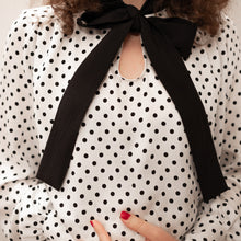 Carica l'immagine nel visualizzatore di Gallery, Blusa Cabaret