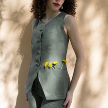Carica l'immagine nel visualizzatore di Gallery, Gilet Foglia D'Ulivo