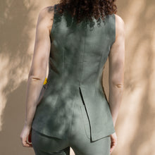 Carica l'immagine nel visualizzatore di Gallery, Gilet Foglia D'Ulivo
