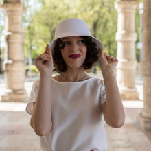 Carica l'immagine nel visualizzatore di Gallery, Blusa Ricordi