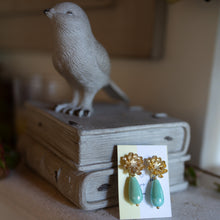 Carica l'immagine nel visualizzatore di Gallery, Orecchini Fior D'acqua