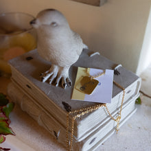 Carica l'immagine nel visualizzatore di Gallery, Collane Talismano Poetico (3 illustrazioni)