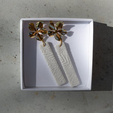 Carica l'immagine nel visualizzatore di Gallery, Orecchini Margherita