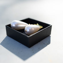 Carica l'immagine nel visualizzatore di Gallery, Orecchini Perla Vintage 70's