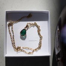 Carica l'immagine nel visualizzatore di Gallery, Collana Smeraldo