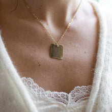 Carica l'immagine nel visualizzatore di Gallery, Collane Talismano Poetico (3 illustrazioni)