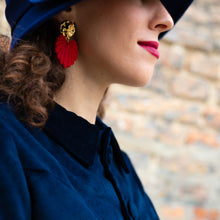 Carica l'immagine nel visualizzatore di Gallery, Orecchini Foglie di Tè