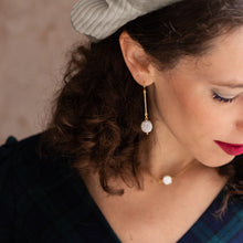 Carica l'immagine nel visualizzatore di Gallery, Orecchini Mrs. Moskowitz