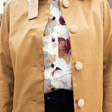 Carica l'immagine nel visualizzatore di Gallery, Trench Gaslight