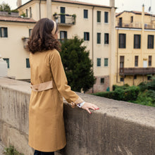 Carica l'immagine nel visualizzatore di Gallery, Trench Gaslight