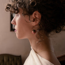 Carica l'immagine nel visualizzatore di Gallery, Coprispalle Netherfield in seta