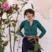 Carica l'immagine nel visualizzatore di Gallery, Cardigan Longbourn