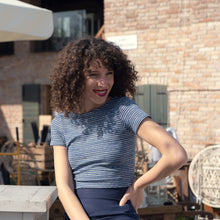 Carica l'immagine nel visualizzatore di Gallery, Crop Top Picnic