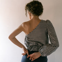 Carica l'immagine nel visualizzatore di Gallery, Top Nuvole di seta