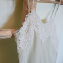 Carica l'immagine nel visualizzatore di Gallery, Sottoveste Camille - Abricot Atelier