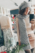 Carica l'immagine nel visualizzatore di Gallery, Coordinati in lana - Sciarpa e berretto - Abricot Atelier