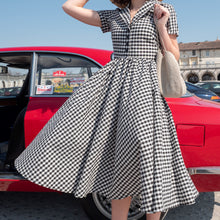 Carica l'immagine nel visualizzatore di Gallery, Abito Vacanze Romane