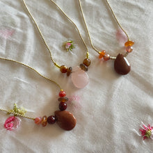 Carica l'immagine nel visualizzatore di Gallery, Braccialetti Petali