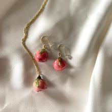 Carica l'immagine nel visualizzatore di Gallery, Orecchini Bocciolo di Rosa