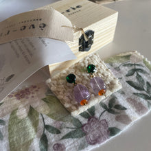 Carica l'immagine nel visualizzatore di Gallery, Orecchini Magnolia