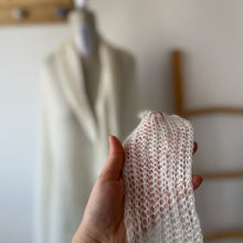 Carica l'immagine nel visualizzatore di Gallery, Stola Sposa in lana mohair e seta