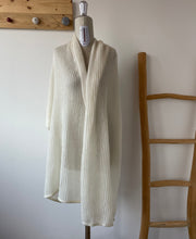 Carica l'immagine nel visualizzatore di Gallery, Stola Sposa in lana mohair e seta