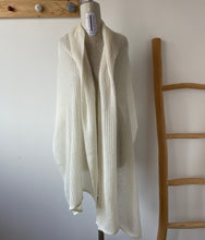 Carica l'immagine nel visualizzatore di Gallery, Stola Sposa in lana mohair e seta