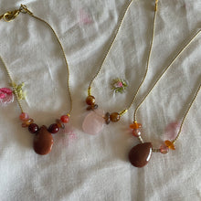 Carica l'immagine nel visualizzatore di Gallery, Braccialetti Petali