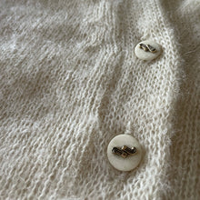 Carica l'immagine nel visualizzatore di Gallery, Cardigan Bucaneve