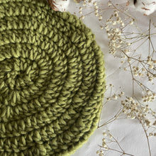 Carica l'immagine nel visualizzatore di Gallery, Basco in lana